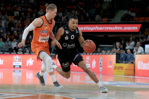 神与优异表 神与优异表